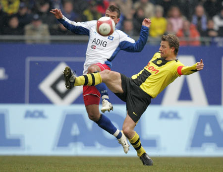 的稳固是球 的稳固是球